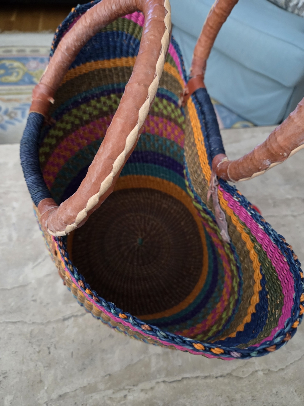 Handwoven Multicolor Straw Tote Bag with Leather Handles - Picture 3 of 4